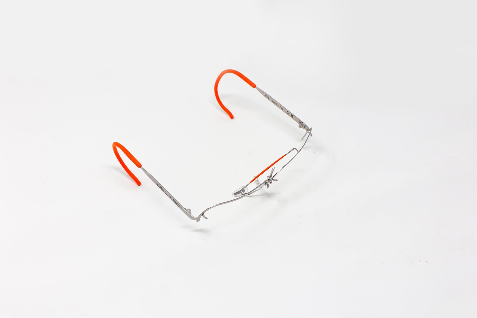 De.La.Ro frame with case (Lens not included)